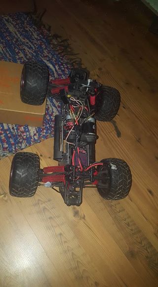 22519142_1755673161124103_2480870105891065856_n.jpg